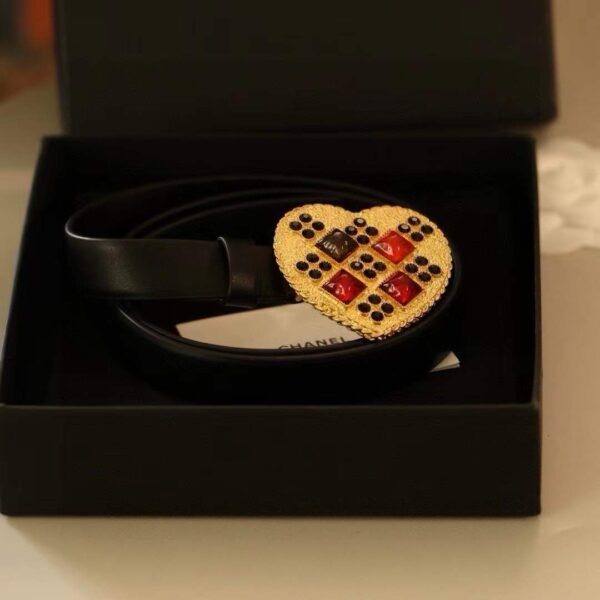 Retro gold-plated belt